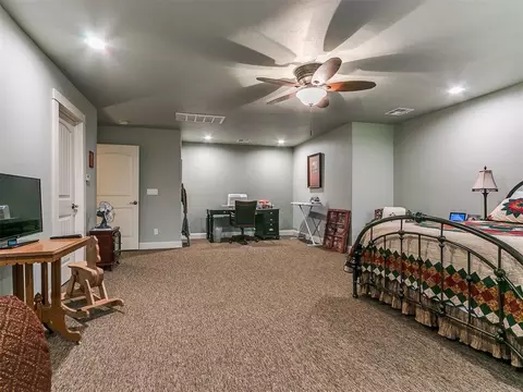 7022 Mark Cir, Norman, OK 73026 photo 38