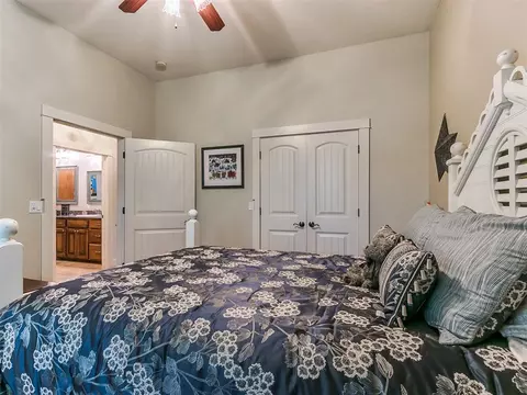 7022 Mark Cir, Norman, OK 73026 photo 33
