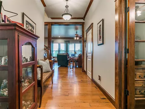 7022 Mark Cir, Norman, OK 73026 photo 10