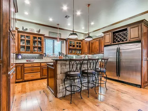 7022 Mark Cir, Norman, OK 73026 photo 24