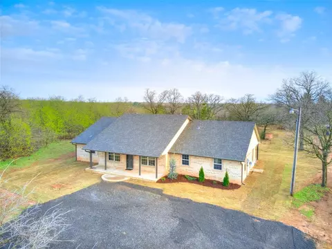 3590 Cash Rd, Norman, OK 73026