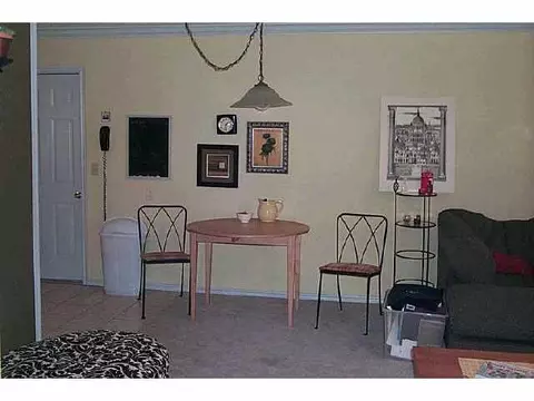 19 E 21, Edmond, OK 73013 photo 5