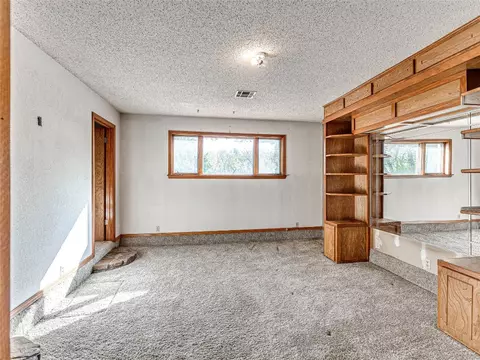Living - 1618 E Tyler Dr, Tuttle, OK 73089 photo 1 of 8