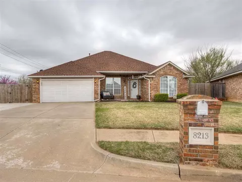 8213 Woodbend Dr, Oklahoma City, OK 73135