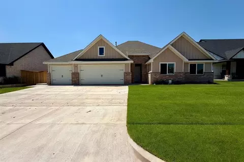 5510 Windstone Ln, Norman, OK 73072
