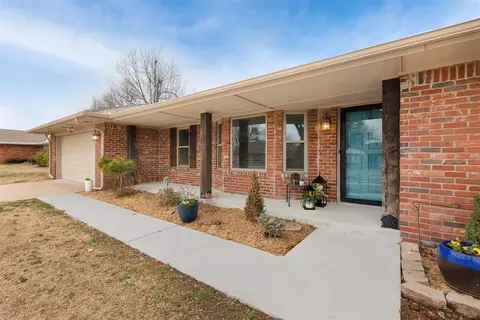 709 Pepperdine Ave, Edmond, OK 73013