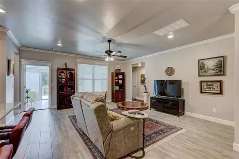 2213 Northfork Dr, Moore, OK 73160 photo 6