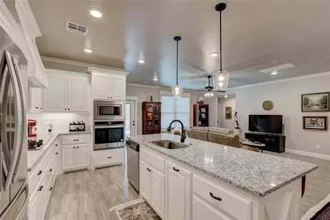2213 Northfork Dr, Moore, OK 73160 photo 14