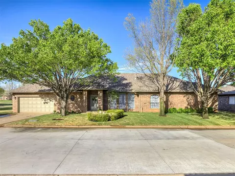 16120 Sonoma Dr, Edmond, OK 73013