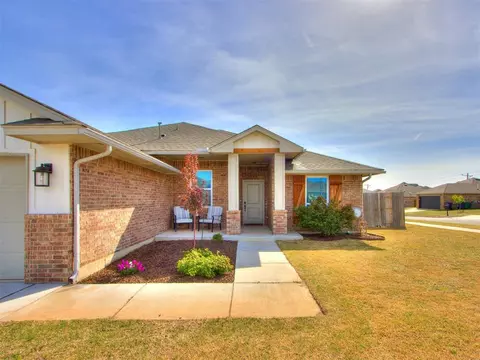 9412 Ashford Dr, Yukon, OK 73099