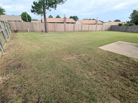 1017 Silver Maple, Moore, OK 73160 photo 27