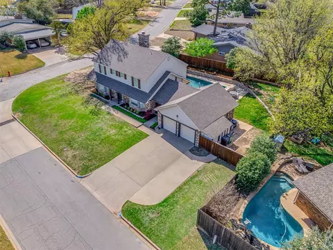 6901 Edgewater Dr, Oklahoma City, OK 73116