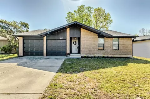 817 Branchwood Ct, Norman, OK 73072