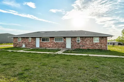 1041 S Sara Rd, Blanchard, OK 73010