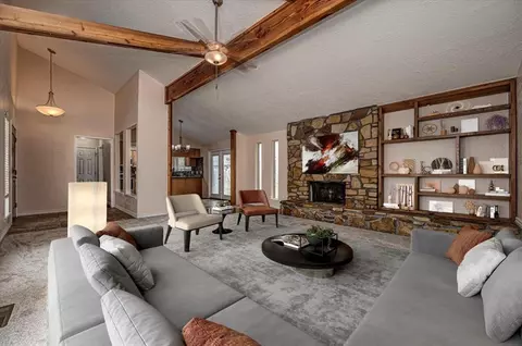 8905 N Eagle Ln, Oklahoma City, OK 73132