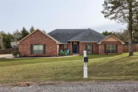 5840 Cimarron Cir, Guthrie, OK 73044