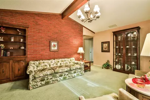 Living - 606 16th St, Prague, OK 74864 photo 7 of 7