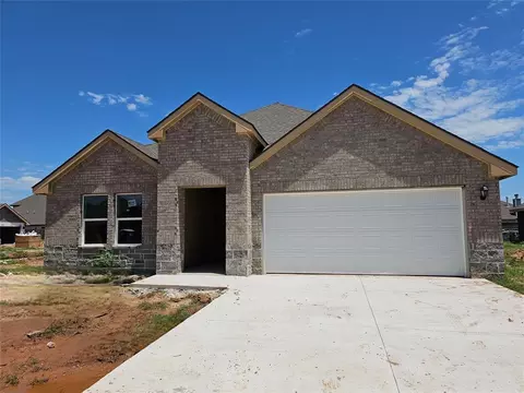 2400 Kathleens Xing, Yukon, OK 73099