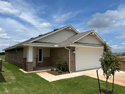 2925 NW 196th Pl, Edmond, OK 73012 photo 2