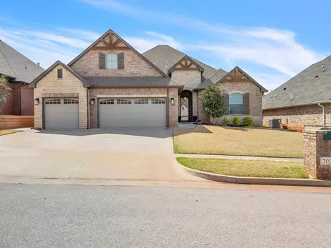 700 NW 197 St, Edmond, OK 73012