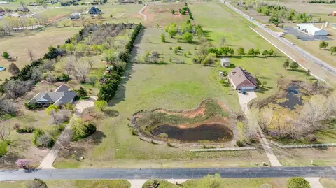 12900 Torre Pines Ln, Yukon, OK 73099