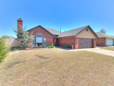 717 Heather Ter, Yukon, OK 73099