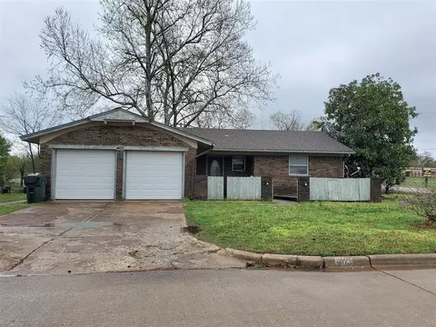 403 N 8th St, Tecumseh, OK 74873