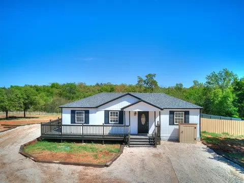 5020 Kiamichi Ln, Guthrie, OK 73044