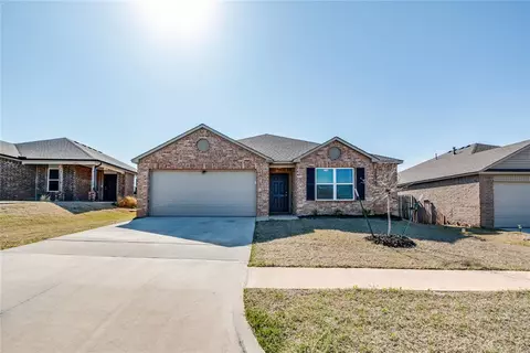 11740 NW 96th St, Yukon, OK 73099