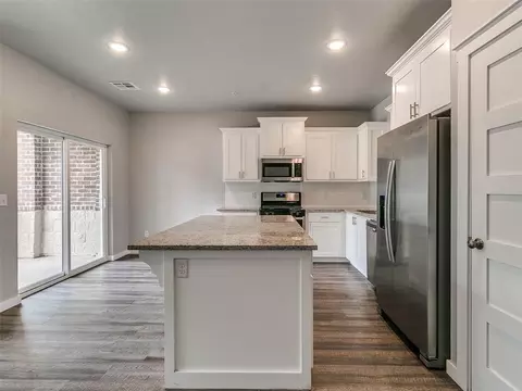 207 W Apache St, Norman, OK 73069 photo 18