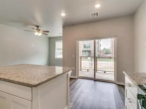 207 W Apache St, Norman, OK 73069 photo 25