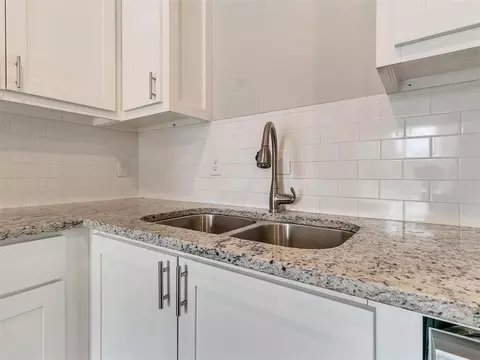 207 W Apache St, Norman, OK 73069 photo 24