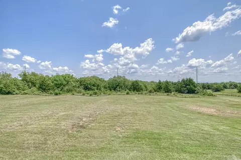 Exterior - 2101 Fox Croft Rd, Norman, OK 73026 photo 7 of 7