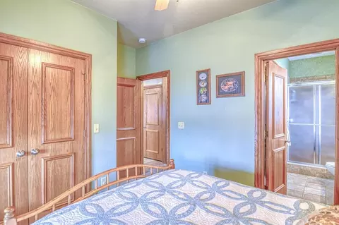 Bedroom - 2101 Fox Croft Rd, Norman, OK 73026 photo 7 of 7