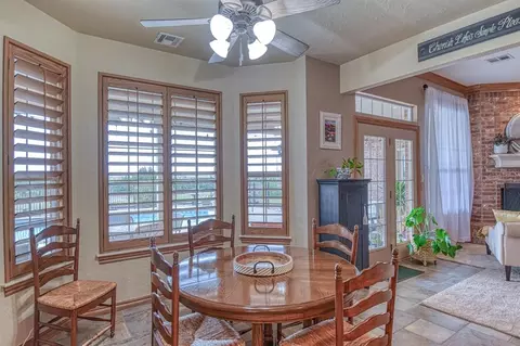 Dining - 2101 Fox Croft Rd, Norman, OK 73026 photo 3 of 3