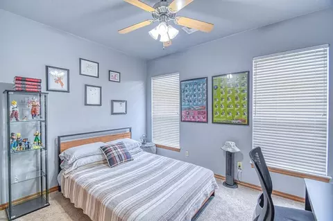 Bedroom - 2101 Fox Croft Rd, Norman, OK 73026 photo 4 of 7