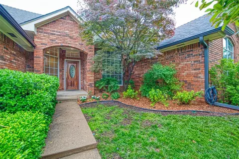 13912 Middleberry Rd, Edmond, OK 73013