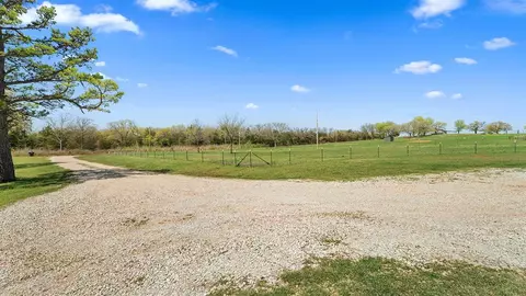 104776 S 3350 Rd, Mcloud, OK 74851 photo 3
