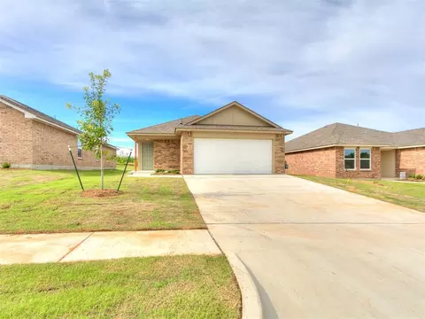1768 SE 20th St, Newcastle, OK 73065