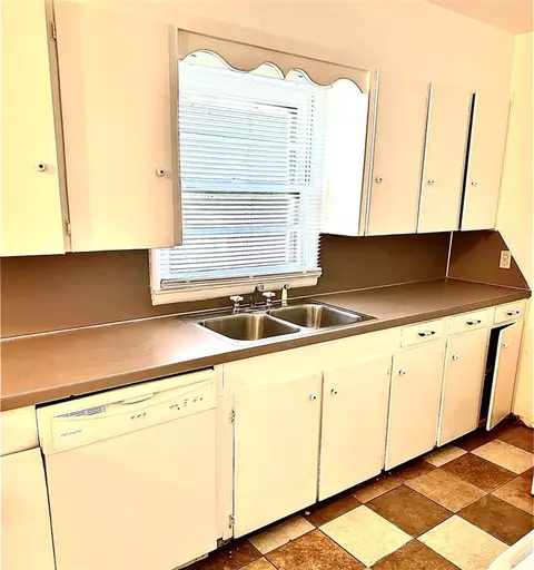 1422 Eisenhower Rd, Norman, OK 73069 photo 9