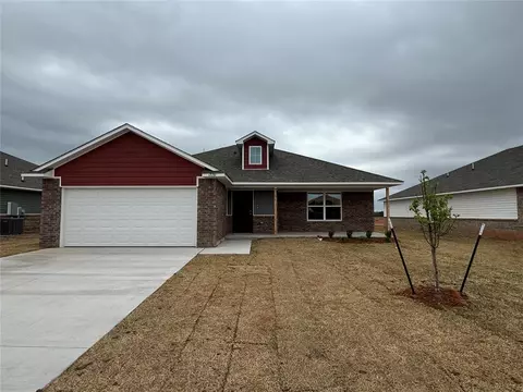 1220 E Stetson Ln, Mustang, OK 73064