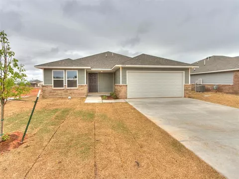 1224 E Stetson Ln, Mustang, OK 73064