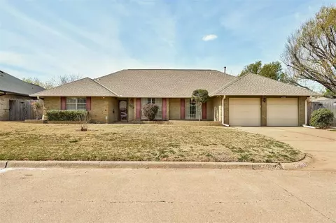 12113 Victoria Pl, Oklahoma City, OK 73120