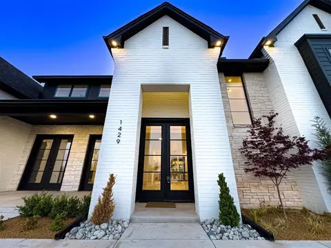 1429 Pedras Pl, Newcastle, OK 73065