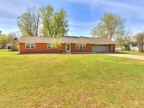 2539 Pine Ave, Oklahoma City, OK 73128
