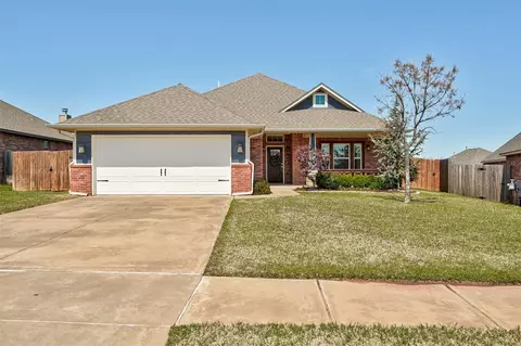 6225 Beverly Hills Dr, Edmond, OK 73034