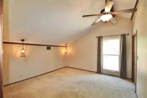 2017 Crestmont St, Norman, OK 73069 photo 10