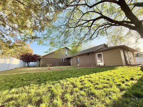 2017 Crestmont St, Norman, OK 73069 photo 37