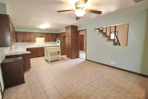 2017 Crestmont St, Norman, OK 73069 photo 21