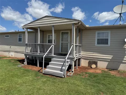 21963 Highway 73, Clinton, OK 73601
